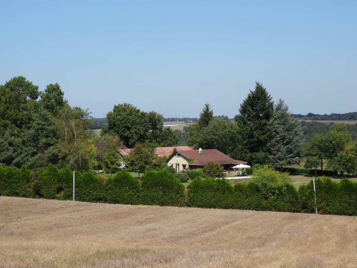 Les Cabanes De Rouffignac Villa Exterior photo